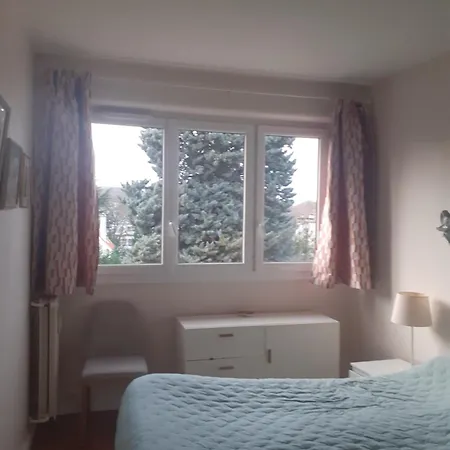 Proche Paris Et Versailles Apartment Louveciennes